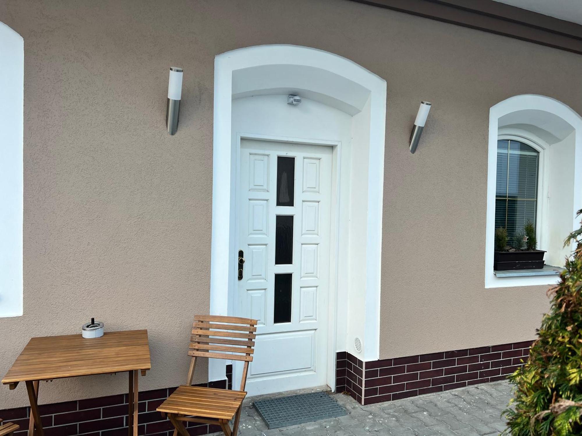 Penzion Manes Krabcice Ngoại thất bức ảnh